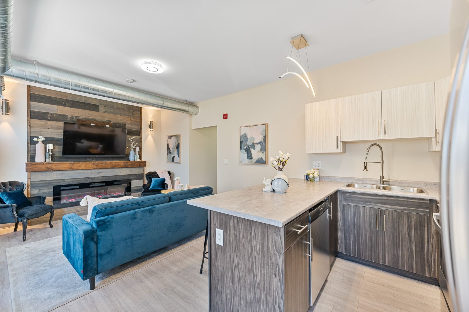 PHOTO-2025-08-06-11-03-37-1