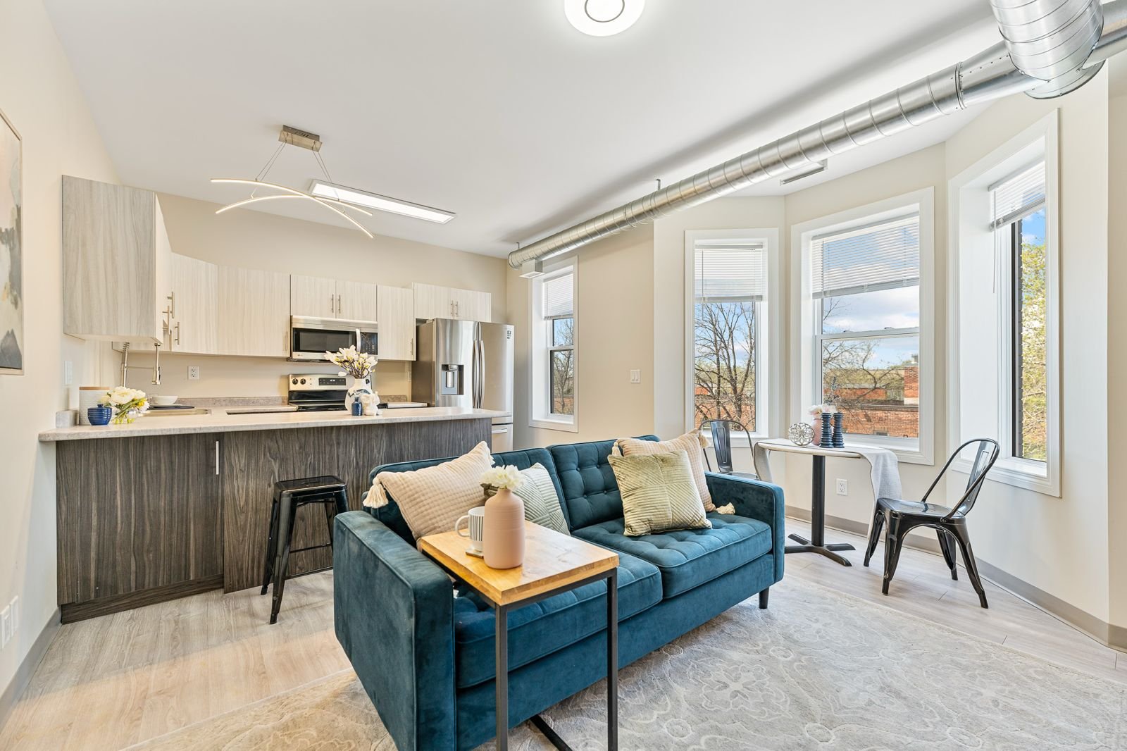 PHOTO-2025-08-06-11-03-41